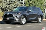 Used 2024 Toyota Highlander AWD SUV for sale #325406 - photo 9