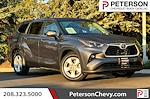 Used 2024 Toyota Highlander LE for sale #325418 - photo 1