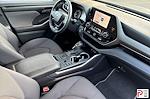 Used 2024 Toyota Highlander LE for sale #325418 - photo 22