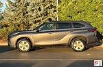 Used 2024 Toyota Highlander LE for sale #325418 - photo 7