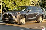 Used 2024 Toyota Highlander LE for sale #325418 - photo 9