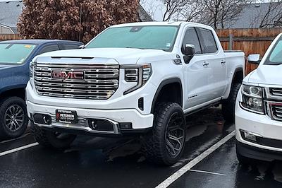 Used 2022 GMC Sierra 1500 Crew Cab 4WD Pickup for sale #325435A - photo 2