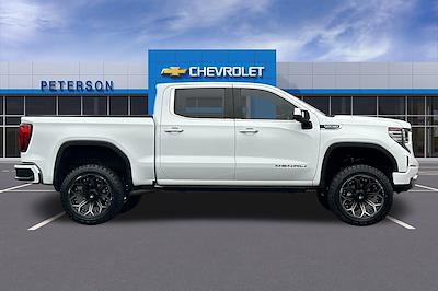 Used 2022 GMC Sierra 1500 Crew Cab 4WD Pickup for sale #325435A - photo 2