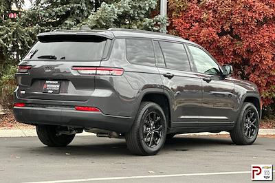 Used 2024 Jeep Grand Cherokee L Altitude for sale #325462 - photo 2