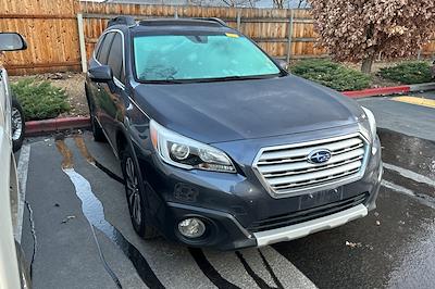 Used 2017 Subaru Outback AWD SUV for sale #325490A - photo 2