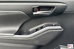 Used 2024 Toyota Highlander XLE for sale #325547 - photo 12