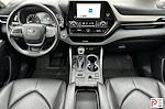 Used 2024 Toyota Highlander XLE for sale #325547 - photo 17