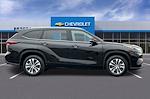 Used 2024 Toyota Highlander AWD SUV for sale #325547 - photo 3