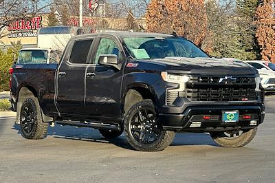 Used 2024 Chevrolet Silverado 1500 Crew Cab 4WD Pickup for sale #325558 - photo 2