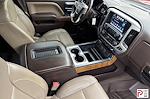 Used 2018 GMC Sierra 2500 Crew Cab SRW 4WD Pickup for sale #326035 - photo 17