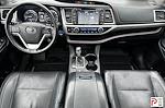 Used 2018 Toyota Highlander AWD SUV for sale #BU190014A - photo 17