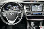 Used 2018 Toyota Highlander AWD SUV for sale #BU190014A - photo 19