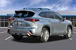 Used 2022 Toyota Highlander AWD SUV for sale #CD130360A - photo 4