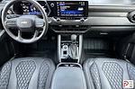 Used 2024 Chevrolet Colorado Crew Cab 4WD Pickup for sale #G117143A - photo 15