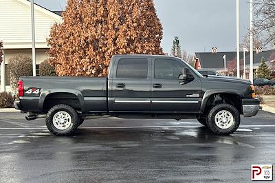 Used 2005 Chevrolet Silverado 2500 Crew Cab 4WD Pickup for sale #G135589A - photo 2