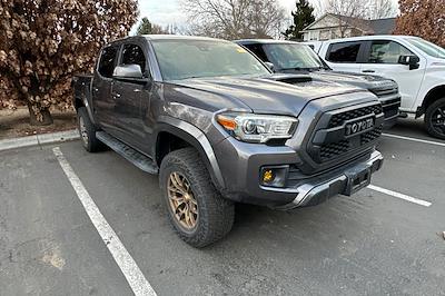Used 2018 Toyota Tacoma - photo 1