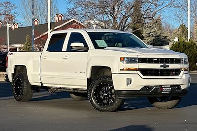 Used 2018 Chevrolet Silverado 1500 Crew Cab 4WD Pickup for sale #G244265A - photo 2