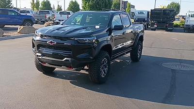 New 2025 Chevrolet Colorado Crew Cab 4x4 Pickup for sale #G247689 - photo 1