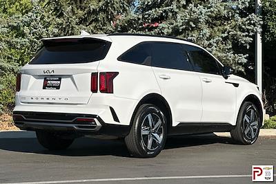 Used 2022 Kia Sorento FWD SUV for sale #G268089B - photo 2