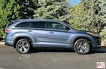 Used 2016 Toyota Highlander 4x4 SUV for sale #G338717B - photo 4