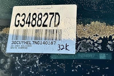 Used 2022 Chevrolet Silverado 1500 Crew Cab 4WD Pickup for sale #G348827D - photo 2