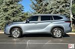 Used 2023 Toyota Highlander XLE AWD SUV for sale #G375295A - photo 7