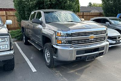 Used 2017 Chevrolet Silverado 2500 Crew Cab SRW 4x4 Pickup for sale #GG221214B - photo 2