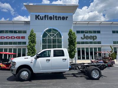 New 2025 Ram 3500 Tradesman Crew Cab 4x4 60 CA Cab Chassis for sale #2758 - photo 1