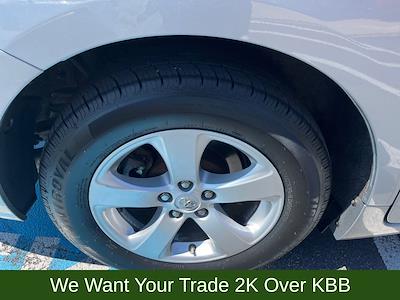 Used 2014 Toyota Sienna - photo 1