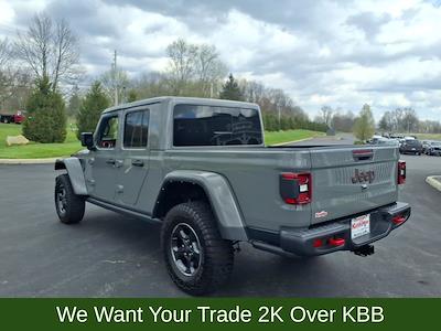 Used 2022 Jeep Gladiator - photo 2