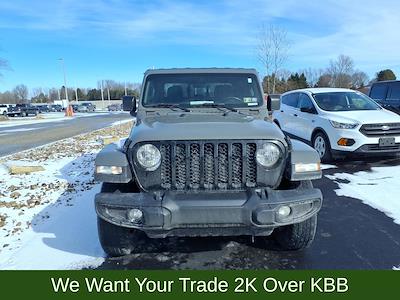 Used 2022 Jeep Gladiator - photo 1