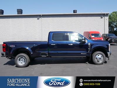 New 2025 Ford F-350 Lariat Crew Cab 4WD DRW Pickup for sale #7959 - photo 1
