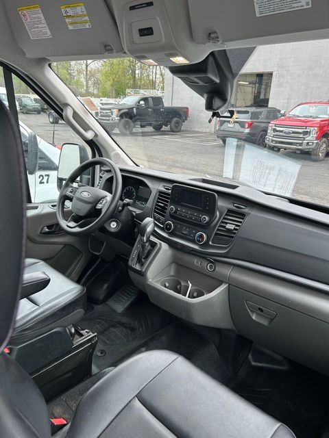 Used 2023 Ford Transit 250 - photo 5