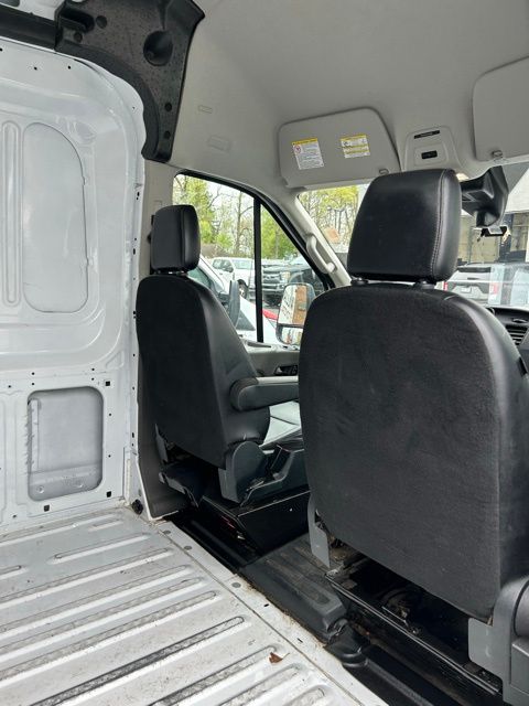Used 2023 Ford Transit 250 - photo 6