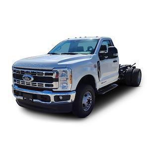 New 2025 Ford F-350 XL Regular Cab 4WD Cab Chassis for sale #1868123 - photo 1