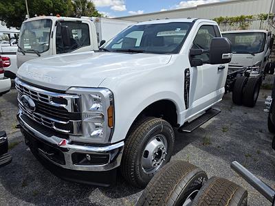 New 2025 Ford F-350 Regular Cab Cab Chassis for sale #1886328 - photo 1