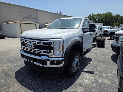 New 2025 Ford F-600 Regular Cab Cab Chassis for sale #1893861 - photo 1