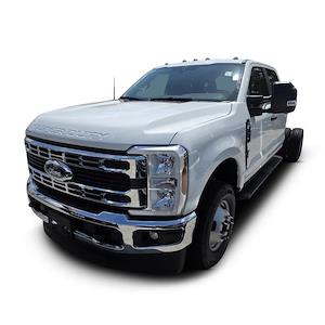 2025 Ford F-350 Crew Cab DRW 4WD Cab Chassis for sale #1898436 - photo 1