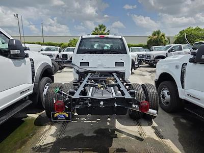 New 2025 Ford F-350 XL Crew Cab 4WD Cab Chassis for sale #1915878 - photo 2