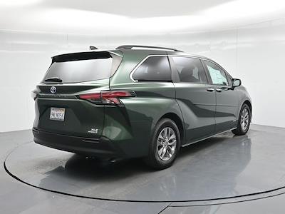 Used 2021 Toyota Sienna XLE Minivan for sale #FR241229B - photo 2