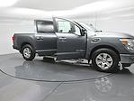 Used 2017 Nissan Titan SV Crew Cab Pickup for sale #R243328AA - photo 33