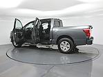 Used 2017 Nissan Titan SV Crew Cab Pickup for sale #R243328AA - photo 35