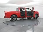 Used 2022 Nissan Titan SV Crew Cab Pickup for sale #R251762A - photo 6