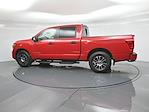 Used 2022 Nissan Titan SV Crew Cab Pickup for sale #R251762A - photo 8