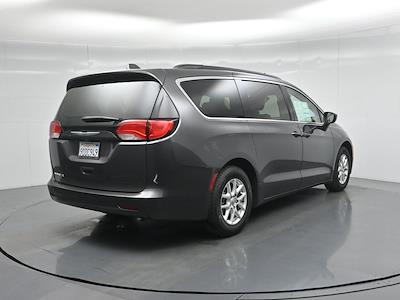Used 2020 Chrysler Voyager LXI Minivan for sale #R252495A - photo 2