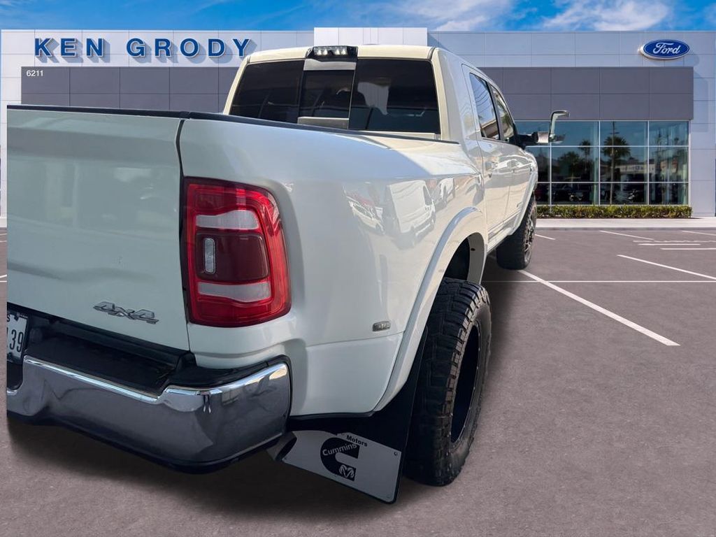 Used 2020 Ram 3500 - photo 2