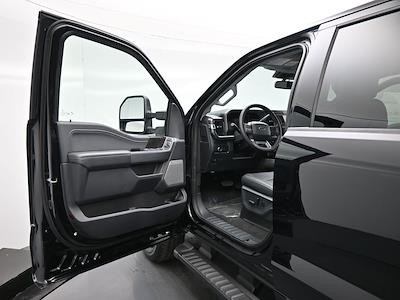 2025 Ford F-250 Crew Cab 4x4 Pickup for sale #C251670 - photo 2