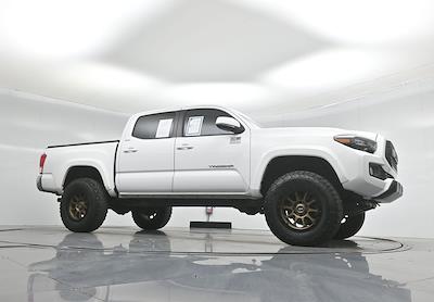 Used 2017 Toyota Tacoma SR5 Double Cab for sale #C252678A - photo 2