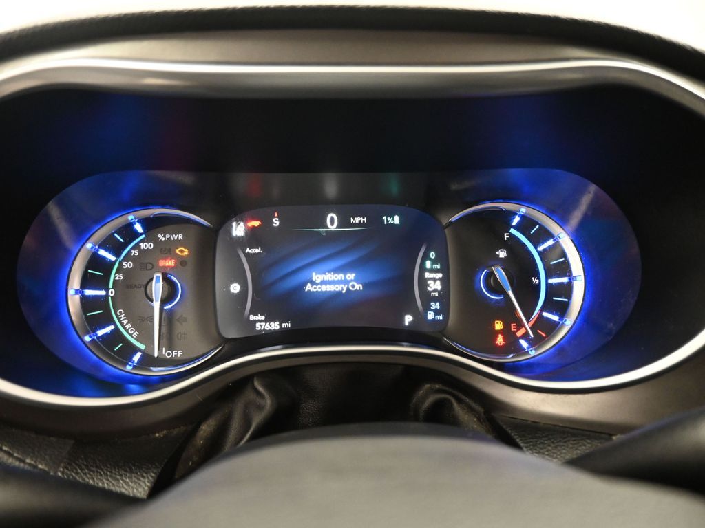 Used 2018 Chrysler Pacifica - photo 16