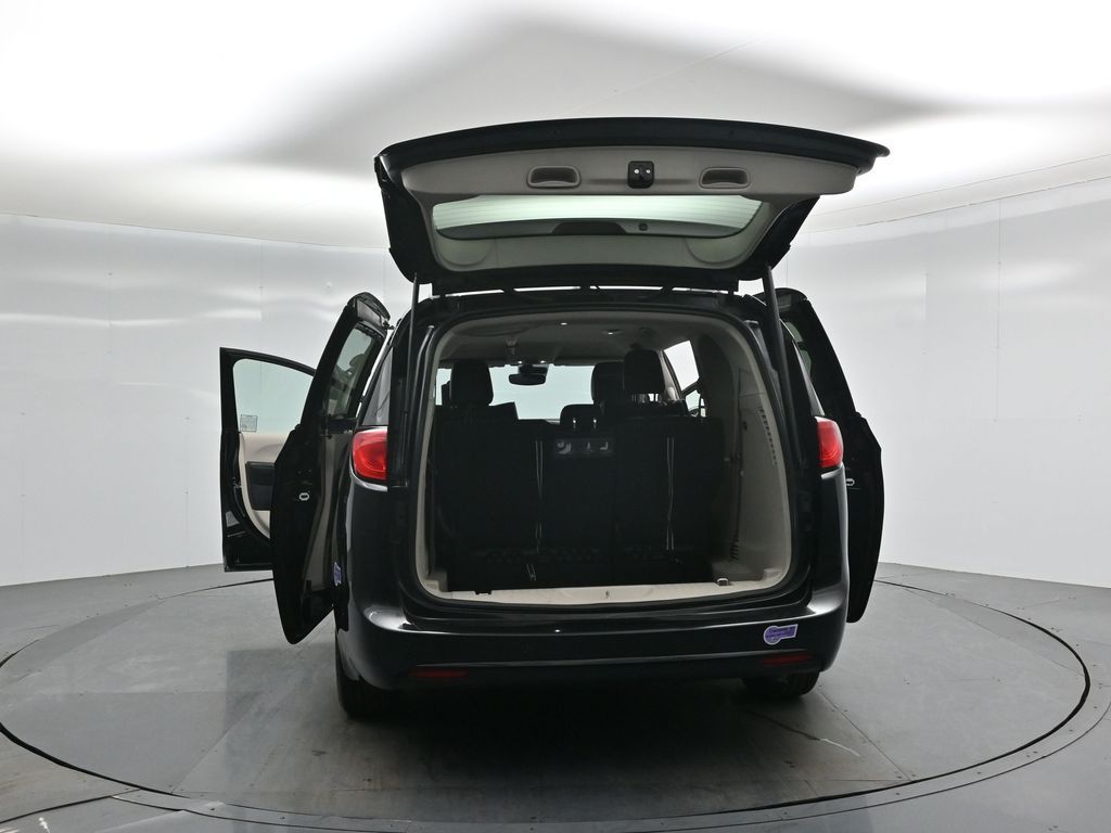 Used 2018 Chrysler Pacifica - photo 35